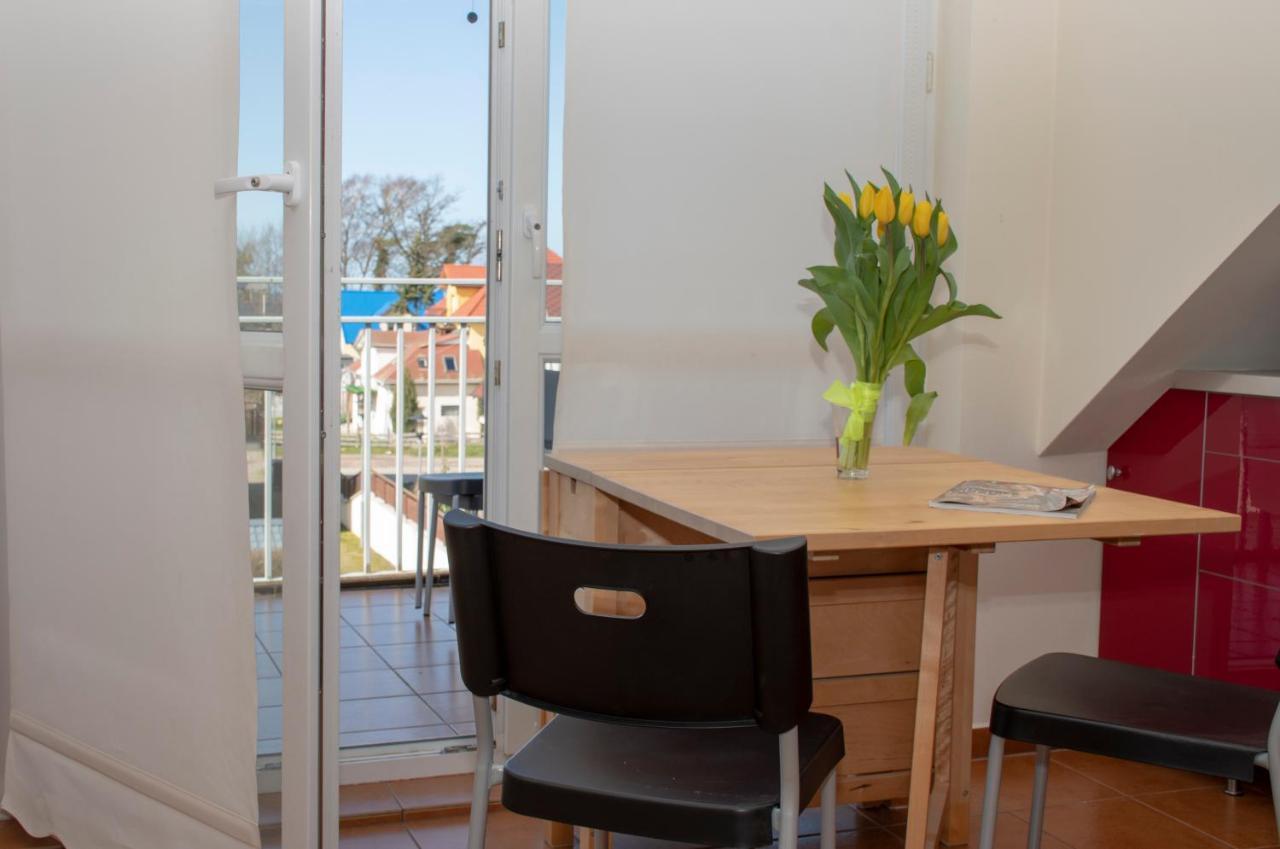 Appartement Apartament Z Balkonem I Parkingiem à Rewal Extérieur photo